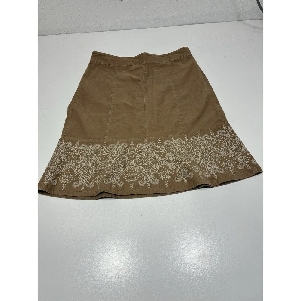 Ann Tylor Women Midi Skirt Size 6 embroidered Trim corduroy  Zipper Lightweight‎